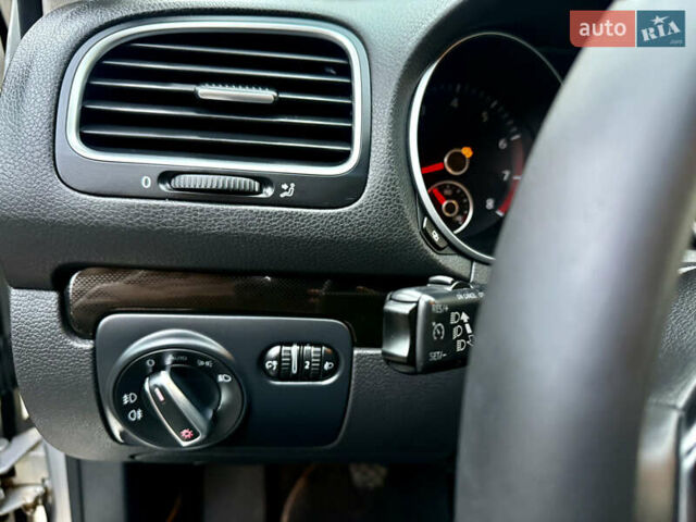 Бежевый Фольксваген Гольф, объемом двигателя 1.4 л и пробегом 166 тыс. км за 6499 $, фото 14 на Automoto.ua