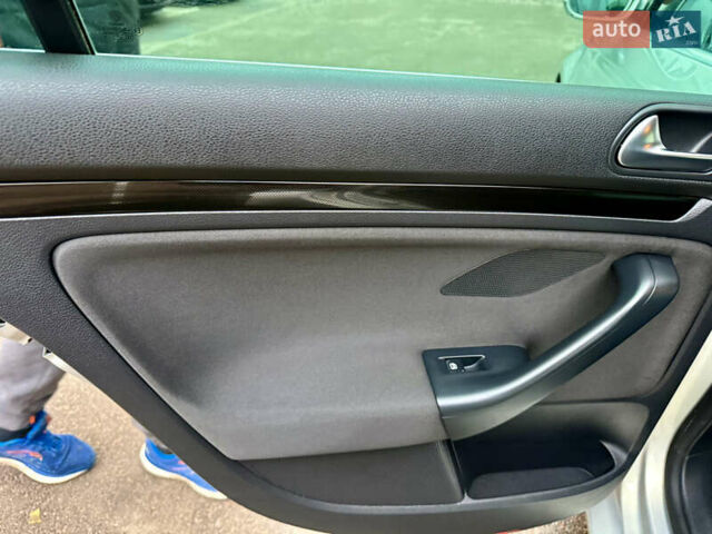 Бежевый Фольксваген Гольф, объемом двигателя 1.4 л и пробегом 166 тыс. км за 6499 $, фото 18 на Automoto.ua