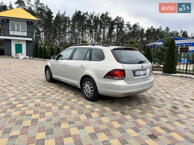 Бежевый Фольксваген Гольф, объемом двигателя 1.6 л и пробегом 174 тыс. км за 7999 $, фото 16 на Automoto.ua