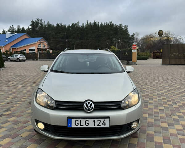 Бежевый Фольксваген Гольф, объемом двигателя 1.6 л и пробегом 174 тыс. км за 7999 $, фото 2 на Automoto.ua