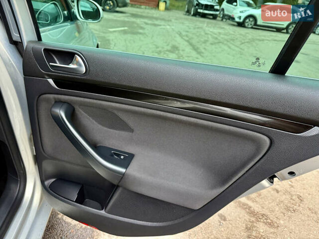 Бежевый Фольксваген Гольф, объемом двигателя 1.4 л и пробегом 166 тыс. км за 6499 $, фото 21 на Automoto.ua