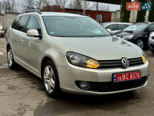 Бежевый Фольксваген Гольф, объемом двигателя 1.4 л и пробегом 166 тыс. км за 6499 $, фото 2 на Automoto.ua