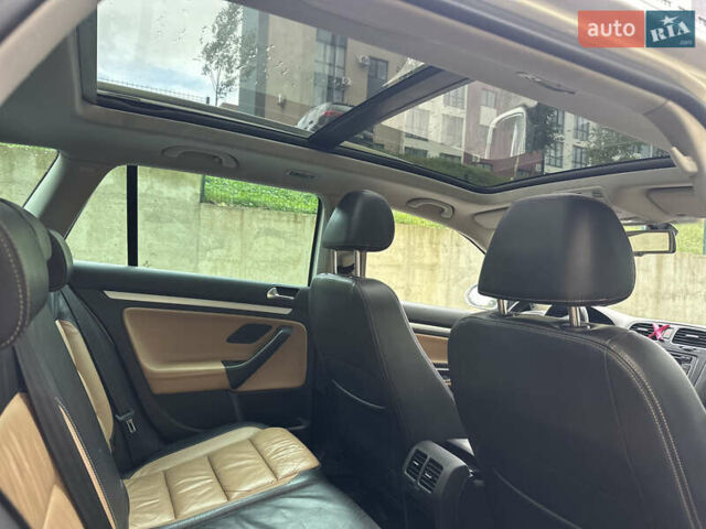 Бежевий Фольксваген Гольф, об'ємом двигуна 1.6 л та пробігом 280 тис. км за 7450 $, фото 30 на Automoto.ua