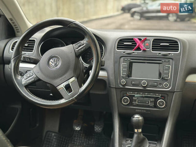 Бежевий Фольксваген Гольф, об'ємом двигуна 1.6 л та пробігом 280 тис. км за 7450 $, фото 36 на Automoto.ua