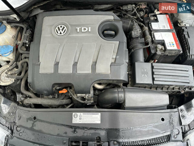 Бежевий Фольксваген Гольф, об'ємом двигуна 1.6 л та пробігом 280 тис. км за 7450 $, фото 19 на Automoto.ua