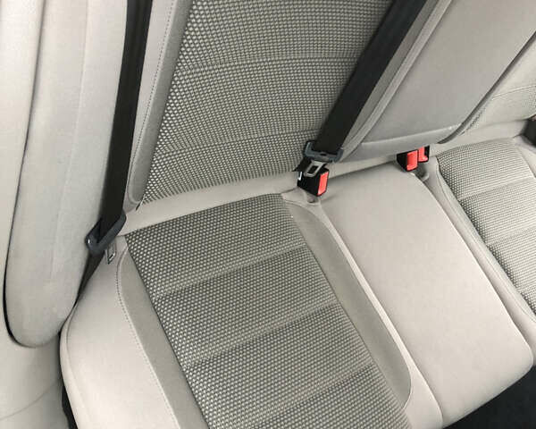 Бежевый Фольксваген Гольф, объемом двигателя 1.4 л и пробегом 152 тыс. км за 8600 $, фото 53 на Automoto.ua