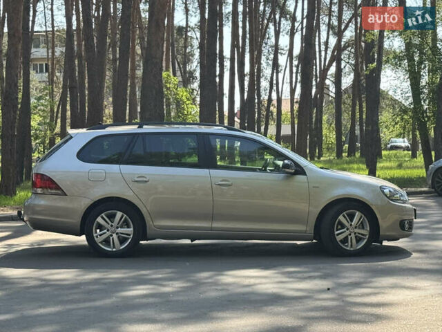 Бежевый Фольксваген Гольф, объемом двигателя 1.6 л и пробегом 240 тыс. км за 8700 $, фото 6 на Automoto.ua