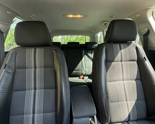 Бежевый Фольксваген Гольф, объемом двигателя 1.6 л и пробегом 240 тыс. км за 8700 $, фото 35 на Automoto.ua