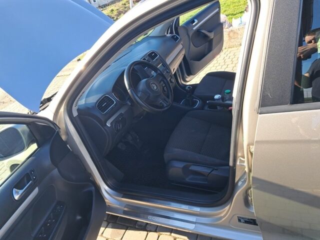 Бежевый Фольксваген Гольф, объемом двигателя 1.4 л и пробегом 247 тыс. км за 6300 $, фото 12 на Automoto.ua