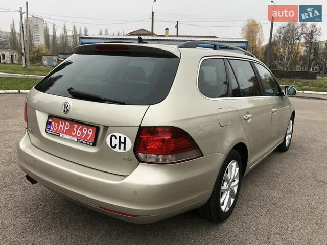 Бежевый Фольксваген Гольф, объемом двигателя 1.4 л и пробегом 152 тыс. км за 8600 $, фото 7 на Automoto.ua