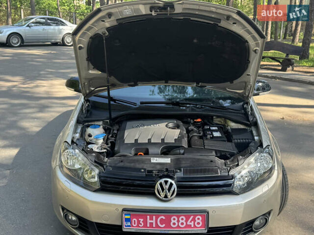 Бежевый Фольксваген Гольф, объемом двигателя 1.6 л и пробегом 240 тыс. км за 8700 $, фото 13 на Automoto.ua