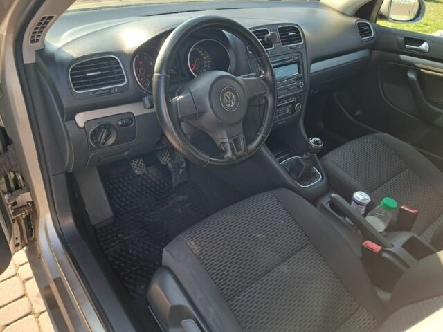 Бежевый Фольксваген Гольф, объемом двигателя 1.4 л и пробегом 247 тыс. км за 6300 $, фото 5 на Automoto.ua