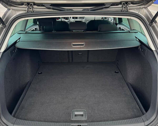 Бежевый Фольксваген Гольф, объемом двигателя 1.6 л и пробегом 215 тыс. км за 11300 $, фото 22 на Automoto.ua