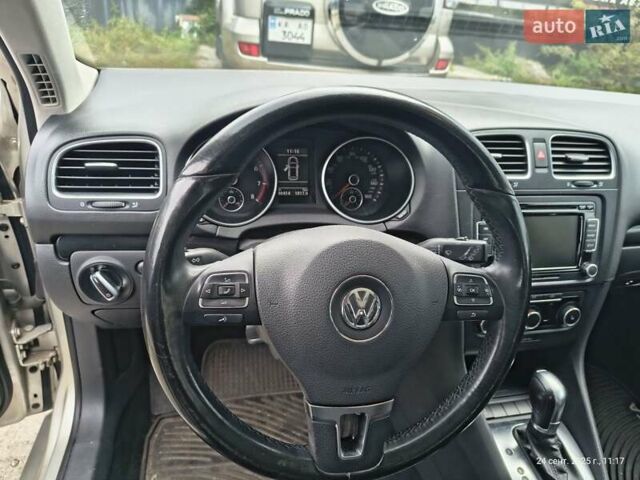 Фольксваген Гольф 2014 у Києві на Automoto.ua Бежевий Фольксваген Гольф, об'ємом двигуна 2.5 л та пробігом 91 тис. км за 9000 $, фото 4 на Automoto.ua