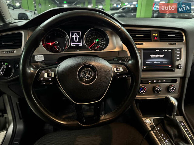 Бежевый Фольксваген Гольф, объемом двигателя 1.97 л и пробегом 157 тыс. км за 12999 $, фото 17 на Automoto.ua