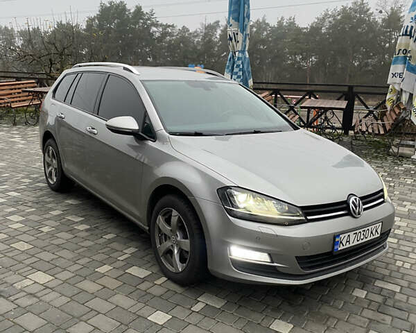 Бежевый Фольксваген Гольф, объемом двигателя 1.4 л и пробегом 265 тыс. км за 11200 $, фото 1 на Automoto.ua