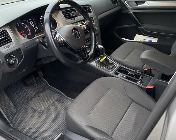 Бежевый Фольксваген Гольф, объемом двигателя 1.4 л и пробегом 265 тыс. км за 11200 $, фото 12 на Automoto.ua