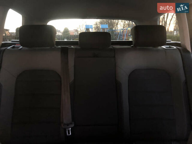 Бежевый Фольксваген Гольф, объемом двигателя 1.6 л и пробегом 206 тыс. км за 13700 $, фото 30 на Automoto.ua