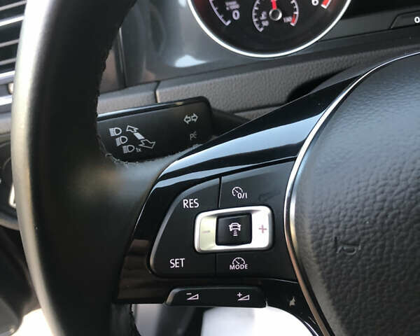 Бежевый Фольксваген Гольф, объемом двигателя 1.6 л и пробегом 206 тыс. км за 13700 $, фото 33 на Automoto.ua