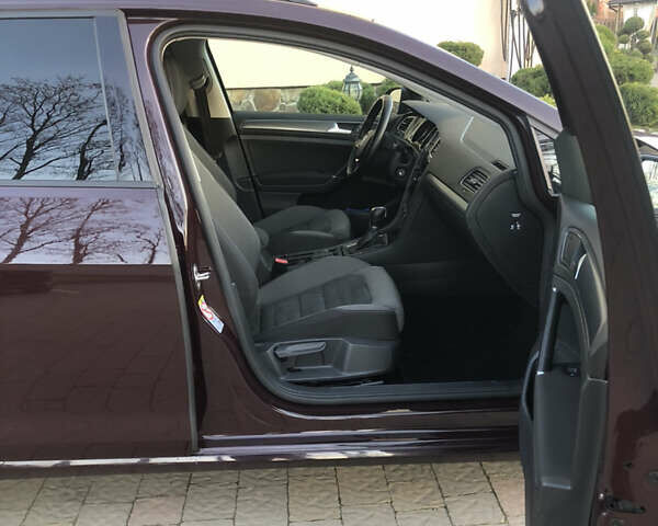 Бежевый Фольксваген Гольф, объемом двигателя 1.6 л и пробегом 206 тыс. км за 13700 $, фото 25 на Automoto.ua