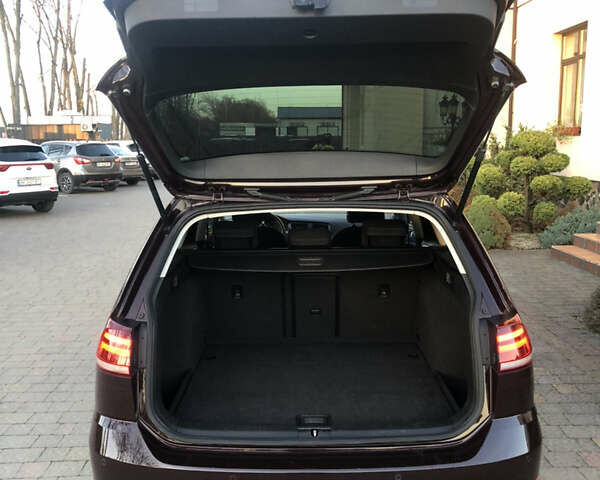 Бежевый Фольксваген Гольф, объемом двигателя 1.6 л и пробегом 206 тыс. км за 13700 $, фото 18 на Automoto.ua