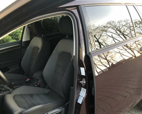 Бежевый Фольксваген Гольф, объемом двигателя 1.6 л и пробегом 206 тыс. км за 13700 $, фото 21 на Automoto.ua