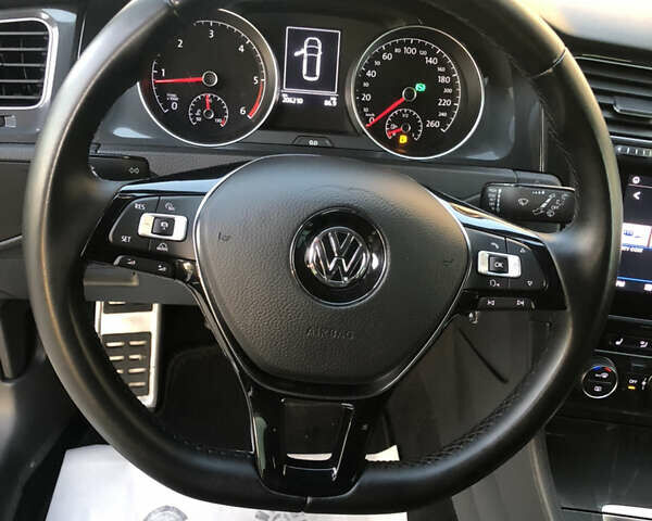 Бежевый Фольксваген Гольф, объемом двигателя 1.6 л и пробегом 206 тыс. км за 13700 $, фото 31 на Automoto.ua