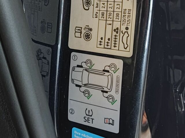 Чорний Фольксваген Гольф, об'ємом двигуна 0 л та пробігом 245 тис. км за 12400 $, фото 15 на Automoto.ua