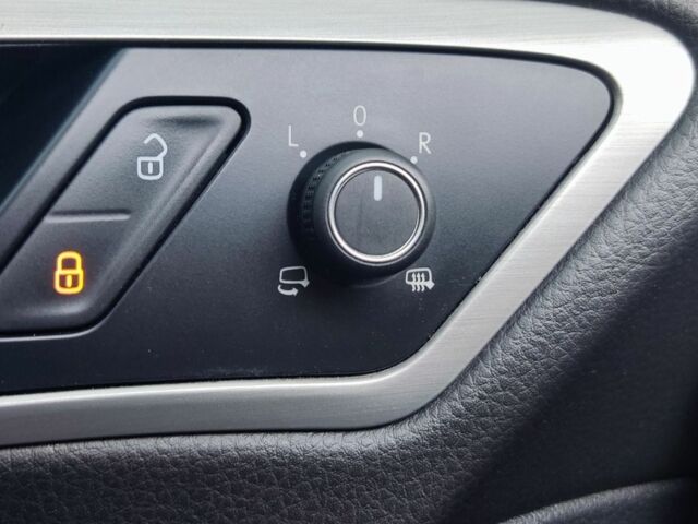 Чорний Фольксваген Гольф, об'ємом двигуна 0 л та пробігом 245 тис. км за 12400 $, фото 11 на Automoto.ua