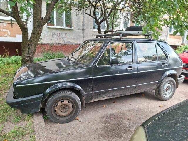 Чорний Фольксваген Гольф, об'ємом двигуна 1.1 л та пробігом 295 тис. км за 1100 $, фото 7 на Automoto.ua