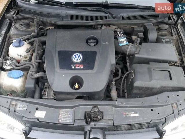 Черный Фольксваген Гольф, объемом двигателя 1.9 л и пробегом 255 тыс. км за 1000 $, фото 13 на Automoto.ua