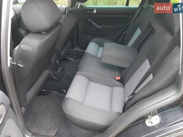 Черный Фольксваген Гольф, объемом двигателя 1.9 л и пробегом 255 тыс. км за 1000 $, фото 5 на Automoto.ua