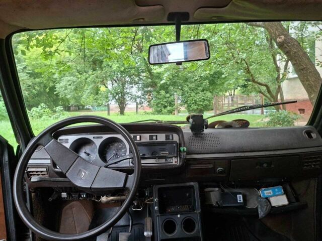 Чорний Фольксваген Гольф, об'ємом двигуна 1.1 л та пробігом 295 тис. км за 1100 $, фото 8 на Automoto.ua