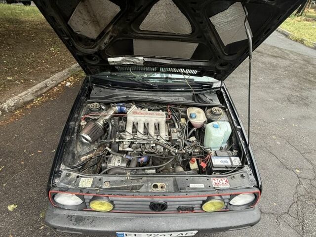 Черный Фольксваген Гольф, объемом двигателя 1.8 л и пробегом 133 тыс. км за 2400 $, фото 7 на Automoto.ua