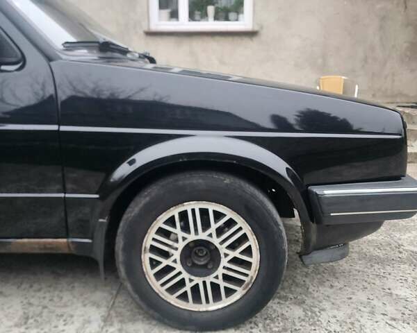 Черный Фольксваген Гольф, объемом двигателя 1.27 л и пробегом 485 тыс. км за 2100 $, фото 3 на Automoto.ua