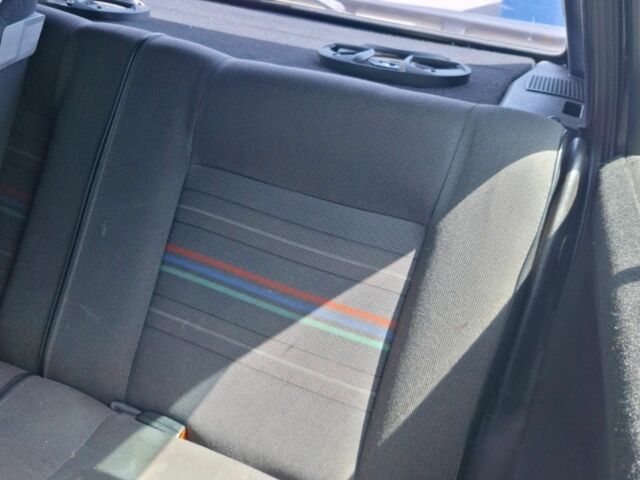 Чорний Фольксваген Гольф, об'ємом двигуна 1.8 л та пробігом 379 тис. км за 1550 $, фото 4 на Automoto.ua