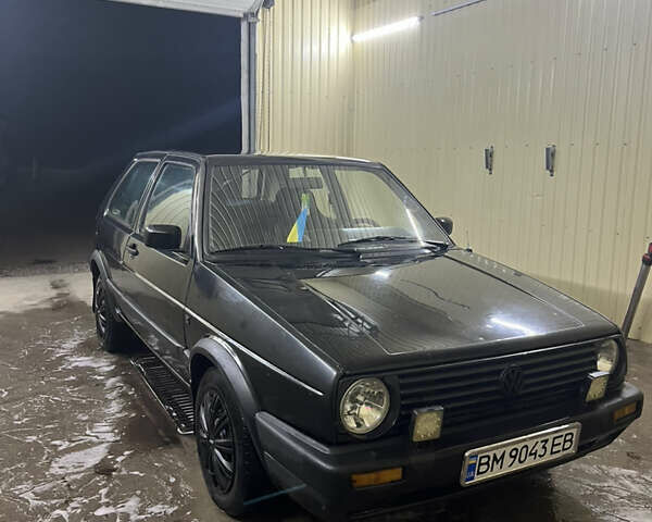 Черный Фольксваген Гольф, объемом двигателя 1.78 л и пробегом 300 тыс. км за 2150 $, фото 3 на Automoto.ua