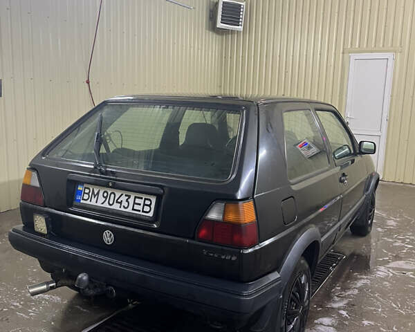 Черный Фольксваген Гольф, объемом двигателя 1.78 л и пробегом 300 тыс. км за 2150 $, фото 4 на Automoto.ua