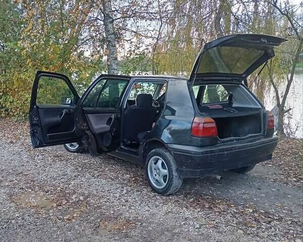 Фольксваген Гольф 1993 в Зборов на Automoto.ua Черный Фольксваген Гольф, объемом двигателя 1.6 л и пробегом 288 тыс. км за 1800 $, фото 17 на Automoto.ua