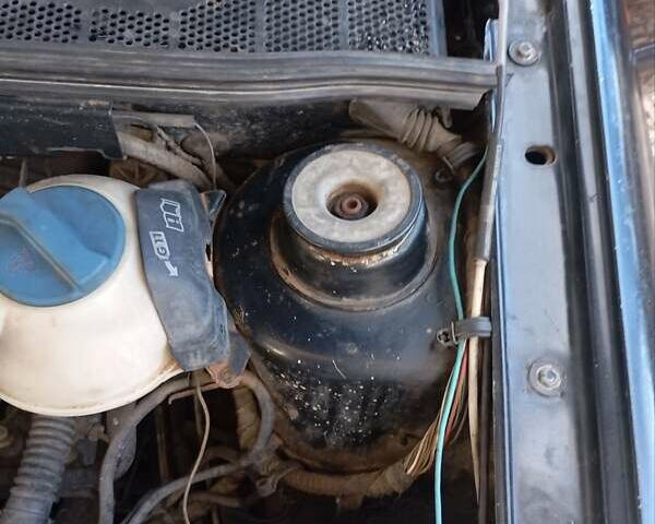 Фольксваген Гольф 1993 в Зборов на Automoto.ua Черный Фольксваген Гольф, объемом двигателя 1.6 л и пробегом 288 тыс. км за 1800 $, фото 4 на Automoto.ua