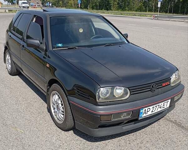 Черный Фольксваген Гольф, объемом двигателя 1.78 л и пробегом 365 тыс. км за 3700 $, фото 8 на Automoto.ua