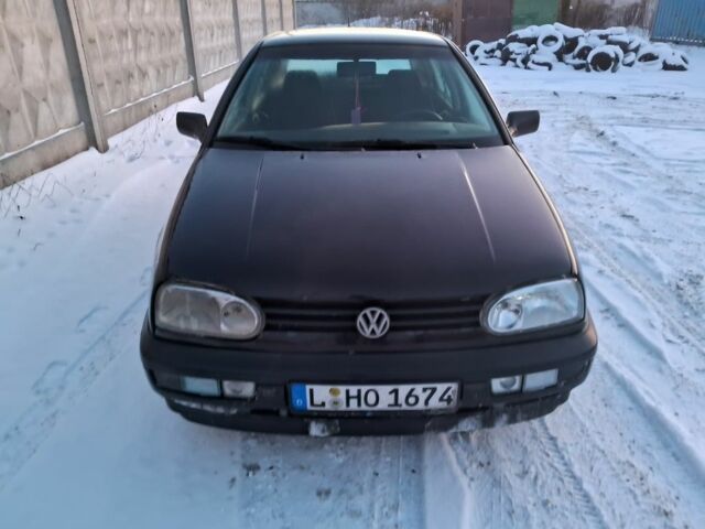 Черный Фольксваген Гольф, объемом двигателя 0 л и пробегом 130 тыс. км за 1200 $, фото 3 на Automoto.ua