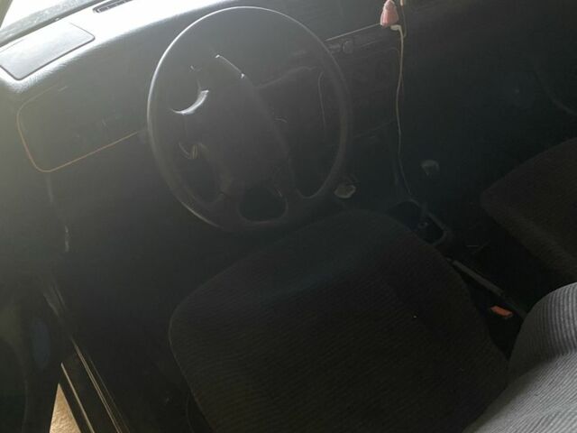 Чорний Фольксваген Гольф, об'ємом двигуна 1.8 л та пробігом 500 тис. км за 1600 $, фото 7 на Automoto.ua