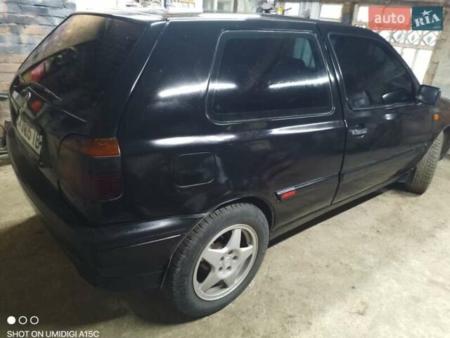 Черный Фольксваген Гольф, объемом двигателя 1.98 л и пробегом 300 тыс. км за 1750 $, фото 3 на Automoto.ua