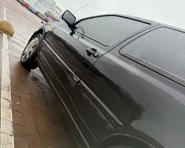 Черный Фольксваген Гольф, объемом двигателя 2 л и пробегом 400 тыс. км за 2500 $, фото 2 на Automoto.ua