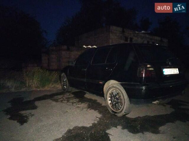 Чорний Фольксваген Гольф, об'ємом двигуна 2.79 л та пробігом 170 тис. км за 2000 $, фото 2 на Automoto.ua