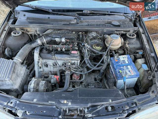 Черный Фольксваген Гольф, объемом двигателя 1.78 л и пробегом 169 тыс. км за 1600 $, фото 11 на Automoto.ua