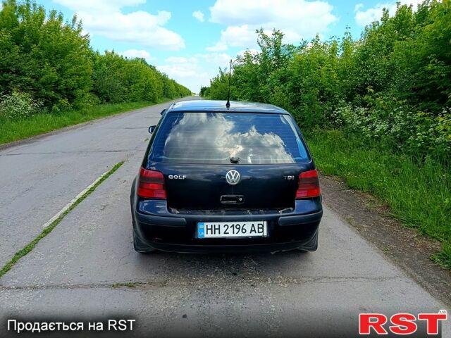 Черный Фольксваген Гольф, объемом двигателя 1.9 л и пробегом 200 тыс. км за 2700 $, фото 2 на Automoto.ua