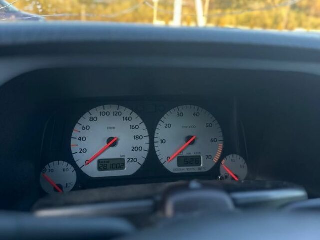 Черный Фольксваген Гольф, объемом двигателя 1.8 л и пробегом 281 тыс. км за 1900 $, фото 18 на Automoto.ua