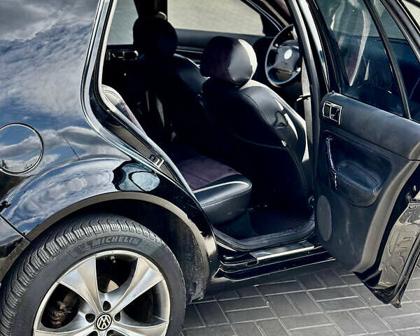 Черный Фольксваген Гольф, объемом двигателя 1.9 л и пробегом 465 тыс. км за 4000 $, фото 11 на Automoto.ua